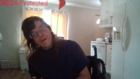 Snapshot of sweetman4u75 chatting on 11-09-25, 03:32 Sweet Man online show from 11-09-25, 03:32