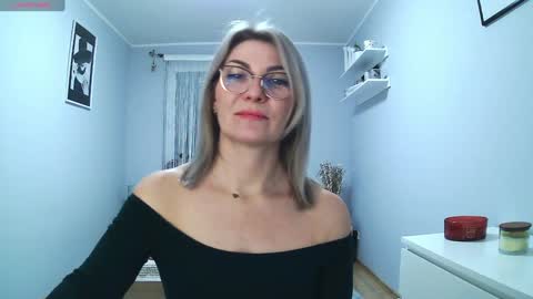 Snapshot of sweetmarthaaa chatting on 01-27-25, 10:16 sweetmarthaaa online show from 01-27-25, 10:16
