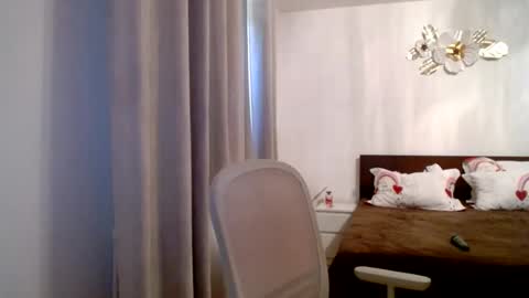 Snapshot of sweetmayacutie chatting on 07-26-26, 11:06 sweetmaya online show from 07-26-26, 11:06