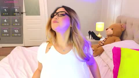 Daniella online show from 10-17-25, 07:00