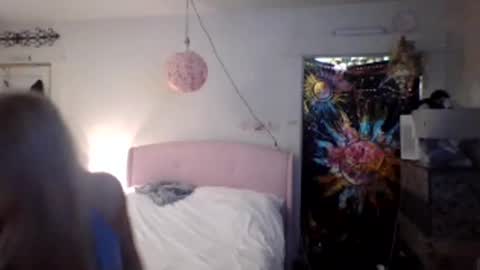 Aria online show from 03-04-26, 09:04