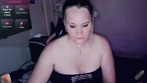 SweetMorgan online show from 06-17-26, 01:52