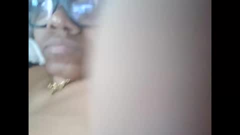 Snapshot of sweetness2532 chatting on 04-05-26, 02:03 sweetness2532 online show from 04-05-26, 02:03