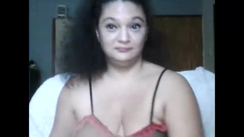 Snapshot of sweetness_angel chatting on 01-07-25, 09:29 Trisha angel online show from 01-07-25, 09:29