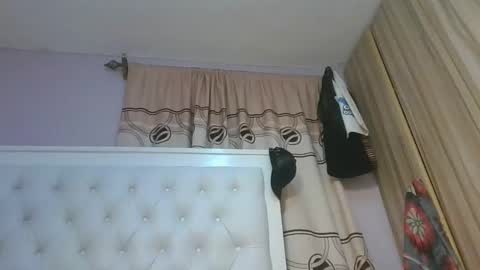 Novah girlie online show from 05-13-26, 07:55