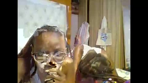 Novah girlie online show from 06-09-26, 05:57