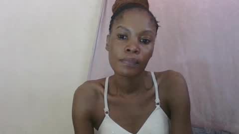 ESTHER online show from 06-20-26, 07:00