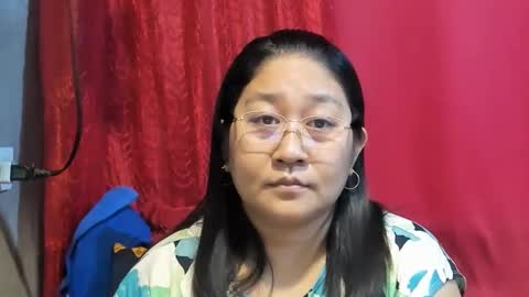 Snapshot of sweetpilipina88 chatting on 05-16-26, 12:51 MIA online show from 05-16-26, 12:51