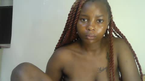 Snapshot of sweetrall chatting on 07-17-26, 05:07 Lilly online show from 07-17-26, 05:07
