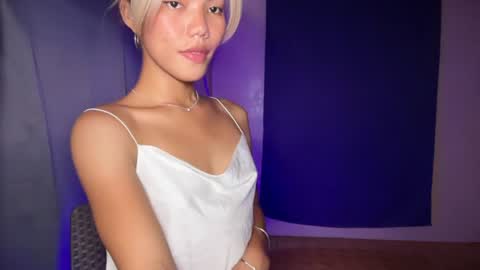 Snapshot of sweetsexy_alexis chatting on 07-17-26, 02:24 Alexis online show from 07-17-26, 02:24