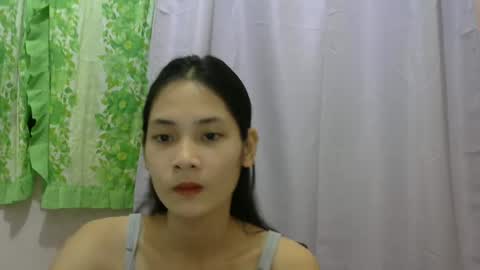 Mia online show from 01-13-25, 12:13