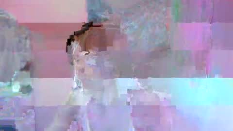 Mia online show from 05-12-26, 12:35