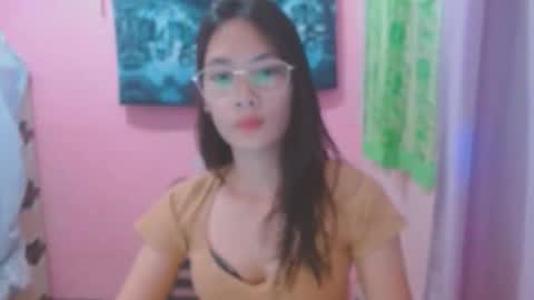 Mia online show from 06-02-26, 05:20
