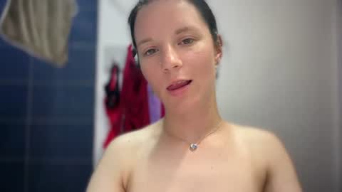 Snapshot of sweetshy99 chatting on 08-04-26, 12:25 Sweet Shy online show from 08-04-26, 12:25
