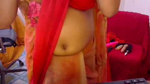 Snapshot of sweetsour18 chatting on 05-29-26, 10:35 SweetSour online show from 05-29-26, 10:35