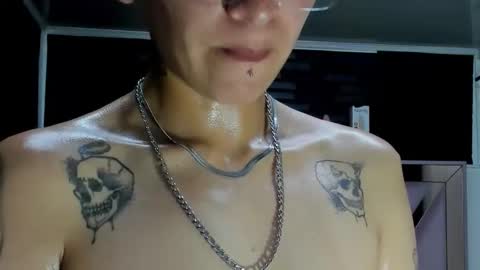 Snapshot of sweetsubmissive_rs chatting on 05-23-26, 04:29 sweetsubmissive rs online show from 05-23-26, 04:29