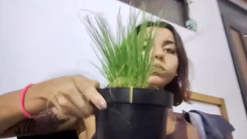 Snapshot of sweett_heartt_ chatting on 03-05-25, 03:29 Lorena online show from 03-05-25, 03:29