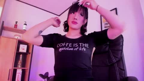 Snapshot of sweett_lust chatting on 01-15-26, 04:17 sweett_lust online show from 01-15-26, 04:17