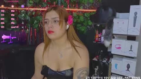 Molly -  INDEPENDENT MODEL online show from 12-22-25, 11:46