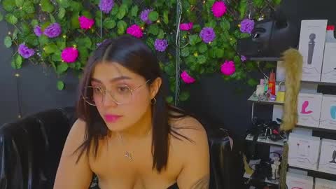 Molly -  INDEPENDENT MODEL online show from 06-09-26, 06:08