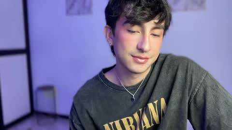 Snapshot of sweettaaron chatting on 05-15-26, 01:01 Andy online show from 05-15-26, 01:01