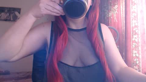 Snapshot of sweettanne chatting on 05-02-26, 01:27 SweettAnne online show from 05-02-26, 01:27