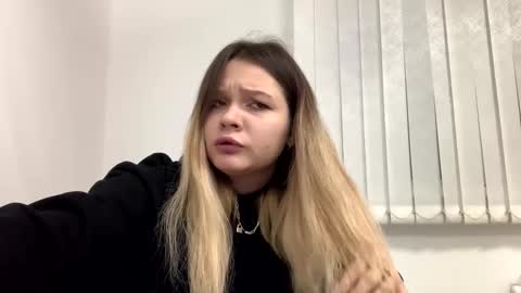 SweetTChloe online show from 12-24-24, 03:27