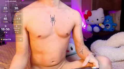 Snapshot of sweettfoxx chatting on 02-26-26, 07:24 Neffer online show from 02-26-26, 07:24