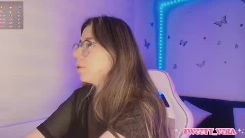 Veronica Independent Model online show from 11-10-25, 10:03