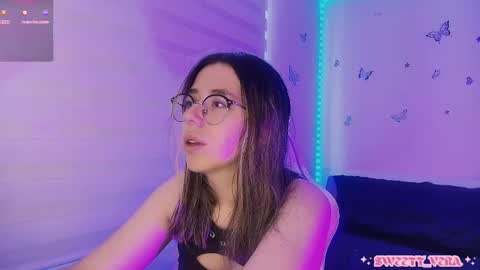 Snapshot of sweettvera_ chatting on 01-14-26, 01:17 Veronica Independent Model online show from 01-14-26, 01:17