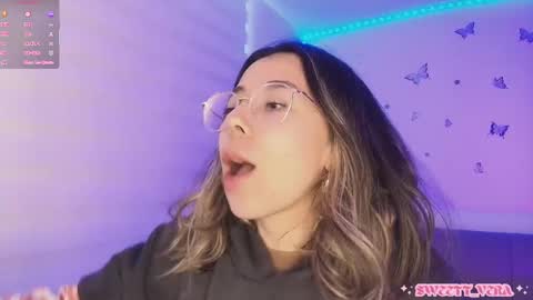 Snapshot of sweettvera_ chatting on 03-12-26, 12:55 Veronica Independent Model online show from 03-12-26, 12:55