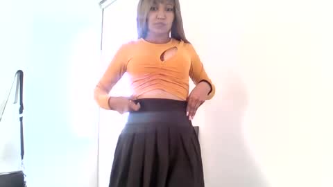 Snapshot of sweetwhisper4u chatting on 07-07-26, 05:32 katie online show from 07-07-26, 05:32