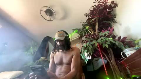 Snapshot of sweetwilly10 chatting on 07-16-26, 05:30 Jay Winters Sweet Willy 10 online show from 07-16-26, 05:30