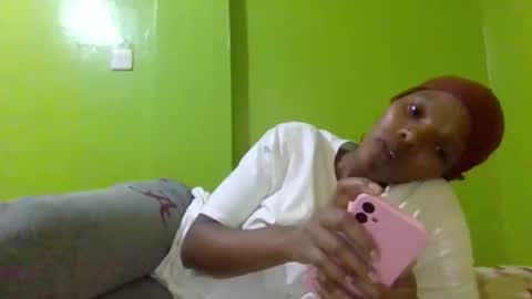 Snapshot of sweetwipe_africana14 chatting on 01-07-26, 10:51 Essy online show from 01-07-26, 10:51