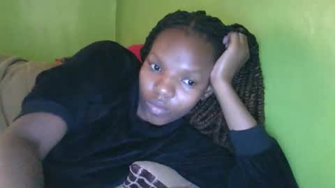 Snapshot of sweetwipe_africana14 chatting on 03-06-26, 09:28 Essy online show from 03-06-26, 09:28
