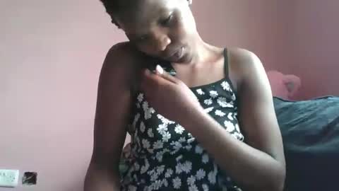 Snapshot of sweetwipe_africana14 chatting on 03-12-26, 09:48 Essy online show from 03-12-26, 09:48