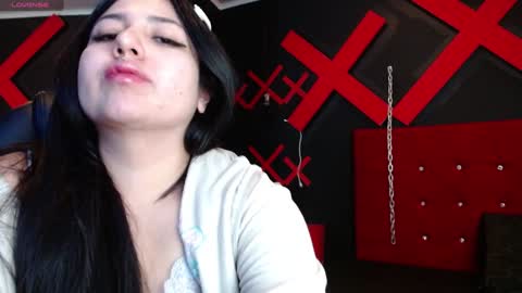 Snapshot of sweety_ashly chatting on 02-04-25, 02:43 Ashley 3 online show from 02-04-25, 02:43