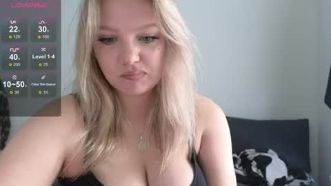 Betty online show from 07-08-26, 04:06