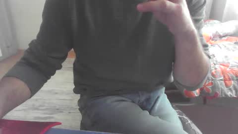 Snapshot of sweety_boy21 chatting on 01-11-25, 01:32 sweety_boy21 online show from 01-11-25, 01:32