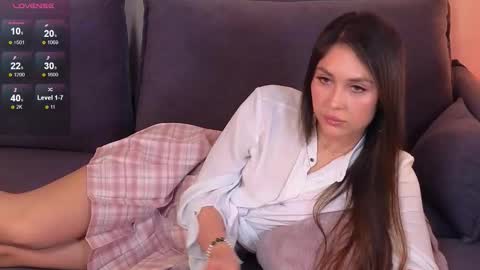 Snapshot of sweety_caroline_ chatting on 10-24-25, 02:46 Sweety Caroline I lost my TG write to me here online show from 10-24-25, 02:46