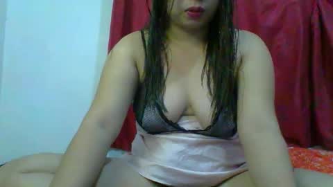 Snapshot of sweety_dianne28 chatting on 09-11-25, 10:59 Just called me DIANNE online show from 09-11-25, 10:59