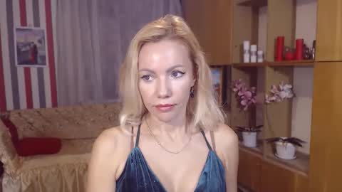 Sweety friend online show from 11-04-25, 07:57