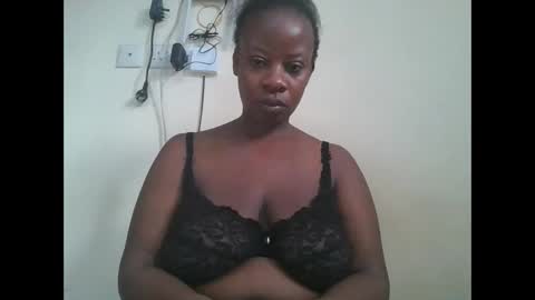 sweetyass25 online show from 09-29-25, 04:28