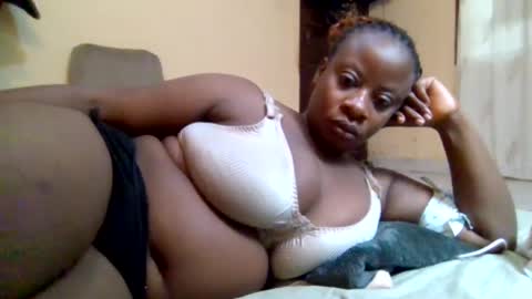 sweetyass25 online show from 07-04-26, 06:52