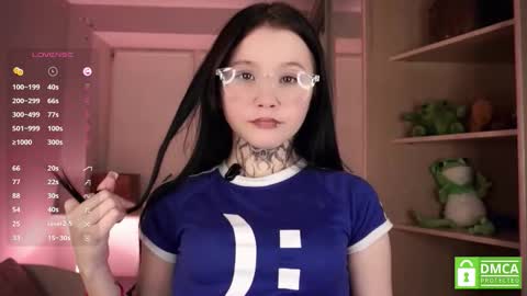 Astrid online show from 11-19-25, 05:46