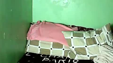 Snapshot of sweetyummygirl chatting on 01-14-25, 07:06 Sweetyummygirl online show from 01-14-25, 07:06