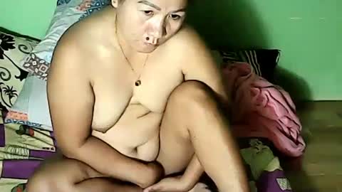 Snapshot of sweetyummygirl chatting on 02-01-25, 10:34 Sweetyummygirl online show from 02-01-25, 10:34