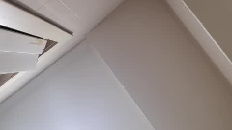 Snapshot of sweetywhity2 chatting on 12-10-24, 07:54 Silvia online show from 12-10-24, 07:54