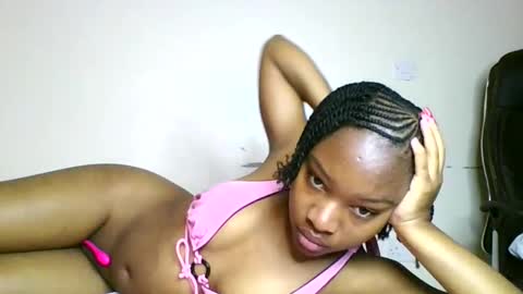 Snapshot of swit_candy chatting on 05-29-26, 11:52 Candy online show from 05-29-26, 11:52
