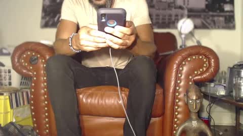 Snapshot of swolebbc chatting on 12-17-24, 04:45 The DickGod online show from 12-17-24, 04:45